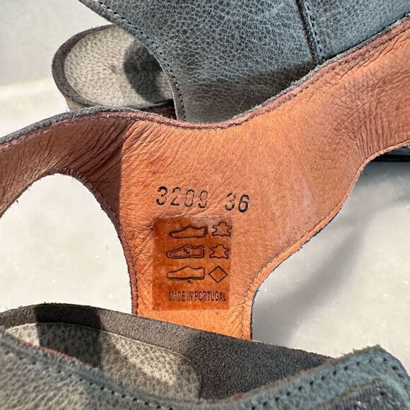 Taos Carousel 3209 Gray Leather Wedge Sandals Ankle Strap Size EU 36 / 6-6.5 US - Picture 4 of 5